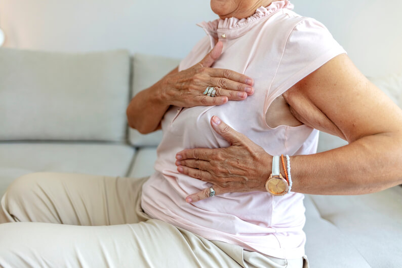 Recognizing Early Signs of Breast Cancer in Seniors