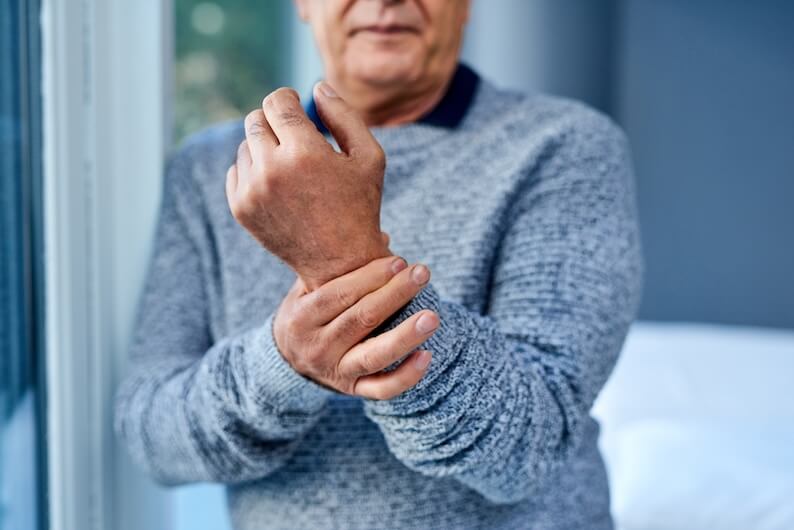Managing Joint Health in Cold Weather