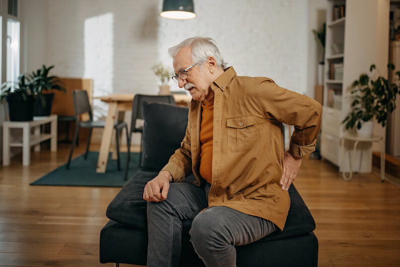Kidney Stones in Older Adults: Know the Symptoms