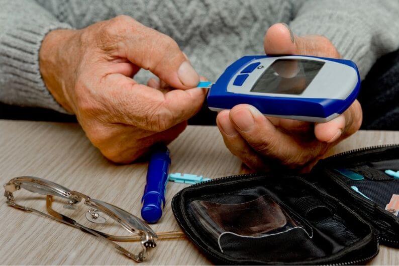 Diabetes In Older Adults: Signs, Symptoms, and Treatment